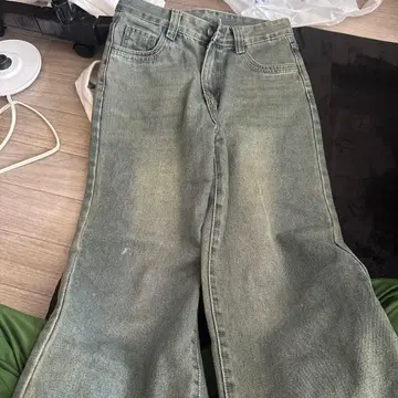 라이트 그린 와이드 레그 데님