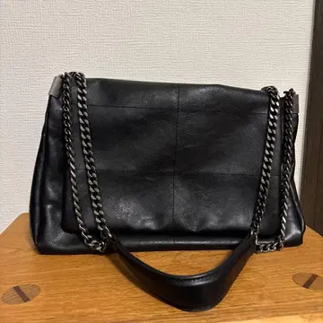 ZARA 플랩 숄더백