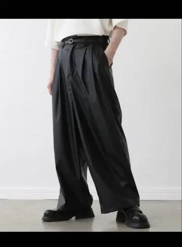 LILL 가죽 팬츠 와이드 팬츠 s 사이즈