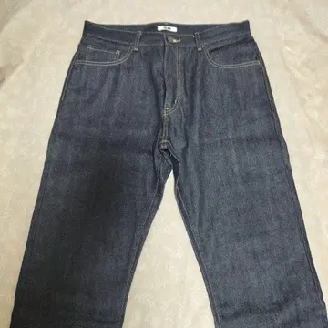 유니클로 U 셀비지 데님 팬츠 32인치