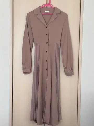 FUN 베이지 롱 원피스