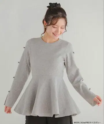 [ Fit more ] 핏모어 소매 리본 페플럼 니트 그레이