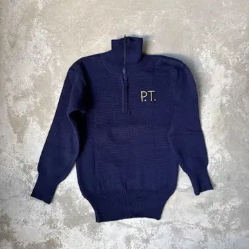80s 이탈리아군 P.T. 하프 지퍼 터틀넥 니트 스웨터