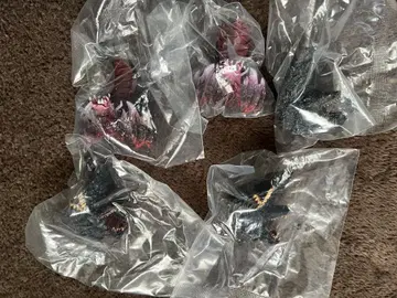 고질라 괴수난무 -날뛰는 괴수- 제일복권 E상 몬스터 헤드 마그넷 세트