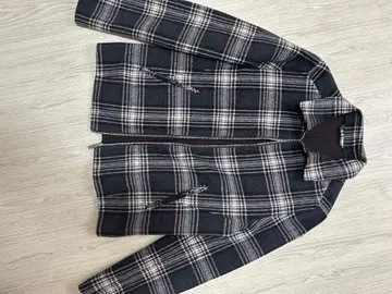 ZARA 블랙 앤 화이트 체크 무늬 점퍼