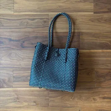 mekearisa 메사 GummyBag L 사이즈