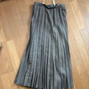 half moon 체크 플리츠 스커트