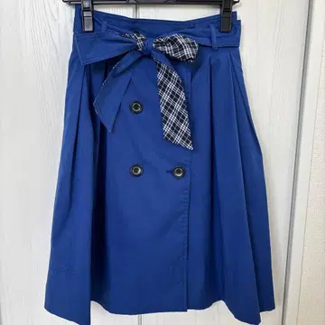 블루 라벨 더블 버튼 플레어 스커트