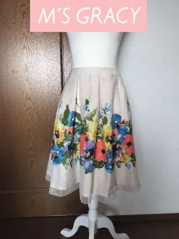 택 포함 새상품 M's Gracy 플레어 스커트 꽃무늬 사이즈 38