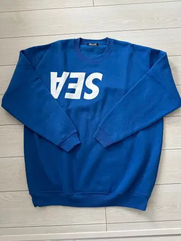 WINDANDSEA ,GODSELECTION XXX 콜라보 맨투맨