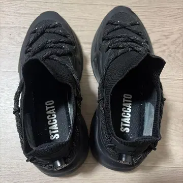 STACCATO 블랙 하이컷 스니커즈