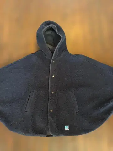 헬리 한센 플리스 판초 네이비