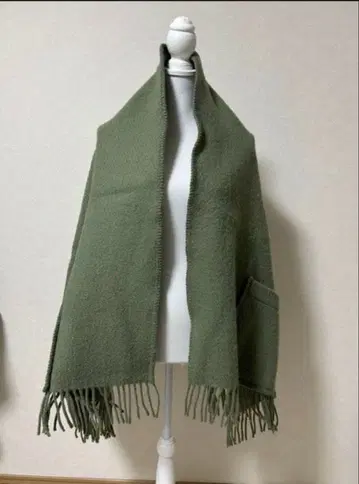 라푸안칸크리의 올리브 그린 프린지 달린 스톨