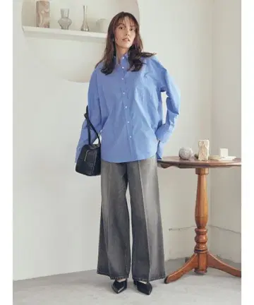 미라 오웬 하이라이즈 센터 프레스 배기 데님 팬츠