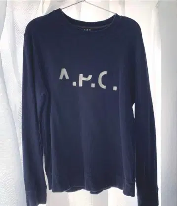 가격 인하 아페쎄 APC 맨투맨 로고 코튼 맨투맨 레어