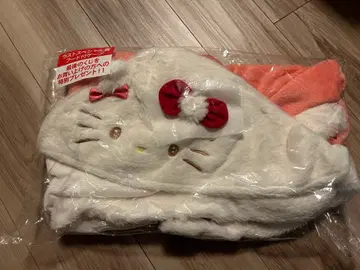 헬로키티 후드 부착 케이프 라스트 원상