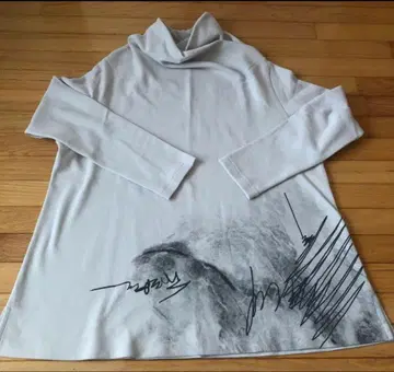 메풍 아트 프린트 티셔츠 마츠오 인터내셔널