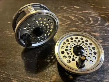 다이와 팬텀 플라이 GS5 / 교체용 스풀 포함