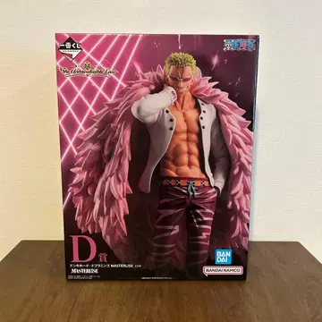 돈키호테 도플라밍고 MASTERISE 피규어