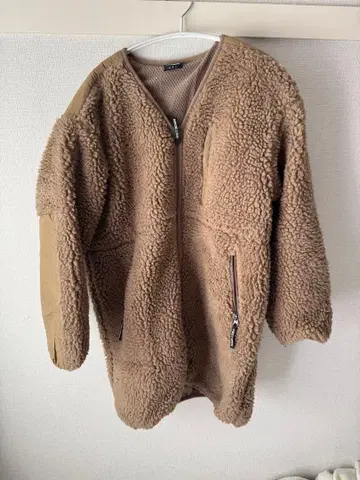 퍼스트 다운 보아 자켓