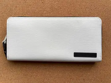 캘빈 클라인 라운드 지퍼