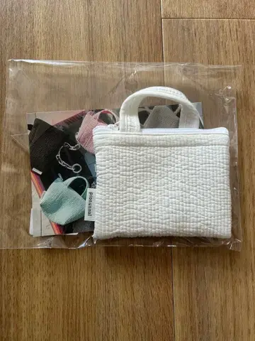 비오는날 아이돌 화이트 피아노