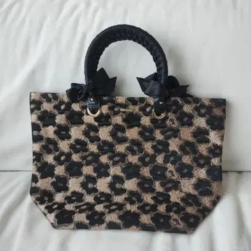 Le creative? 핸드백