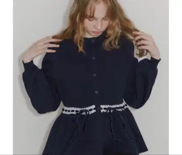 idem 이뎀 velours ribbon peplum 가디건