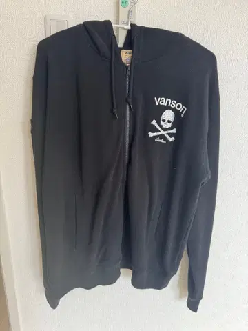 vanson 스컬 디자인 후드티 XXL 블랙