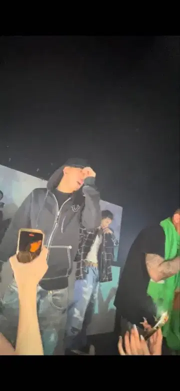 DADA 착용 TRUE RELIGION 지퍼 후드티