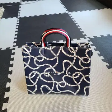 미사용 새상품 TOMMY HILFIGER 숄더백 핸드백 2w