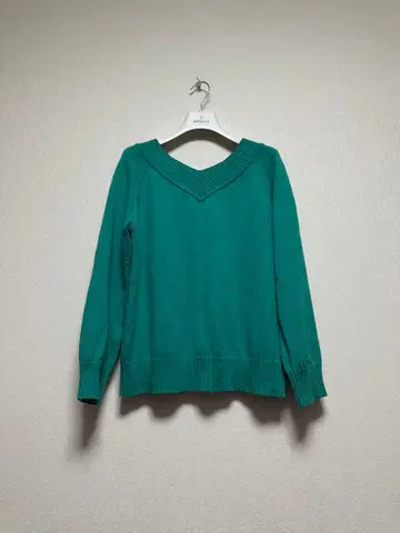 PINKY & DIANNE 그린 V넥 니트 38