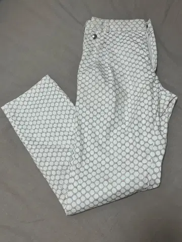 BLESS 화이트 도트 팬츠