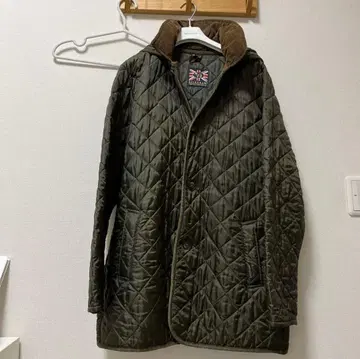 LAVENHAM 퀼팅 자켓 사이즈 44 올리브 그린