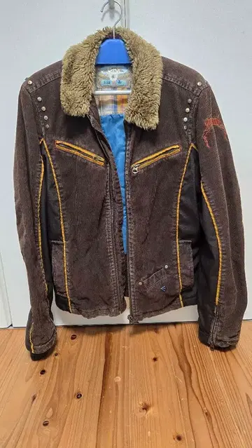 ENERGIE 코듀로이 보아 자켓