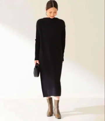 Demi-Luxe BEAMS 복슬복슬 프론트 플러피 원피스 네이비