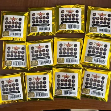 극장 선행판 골든 카무이 시크릿 왕관 캔뱃지 A 컴플리트 박스