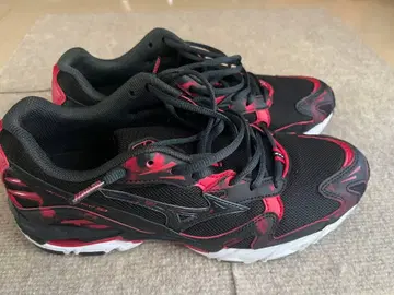 미즈노 콘사돌레 러닝화 블랙/레드 26.5cm