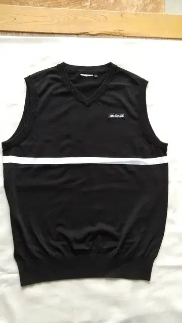 미사용 새상품 테일러메이드 남성용 베스트