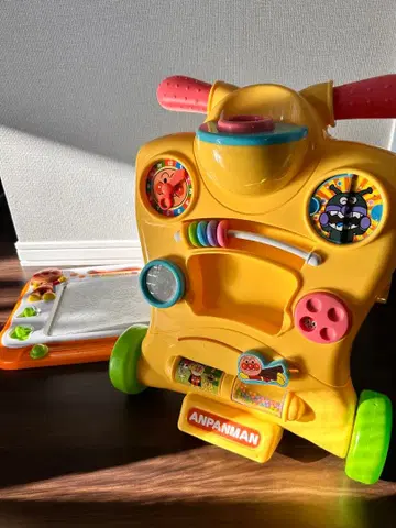 호빵맨 변신 워커 탈것 밀기 자동차 천재뇌 낙서 교실