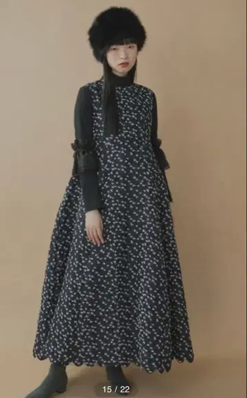 PERN 플라워 자카드 스캘럽 원피스