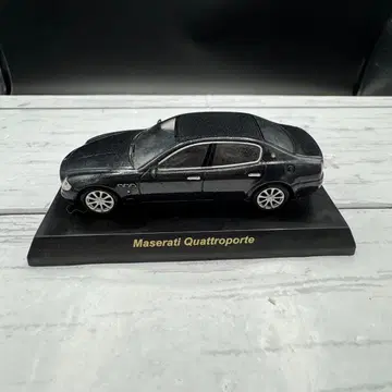 교쇼 1/64 마세라티 쿠아트로포르테