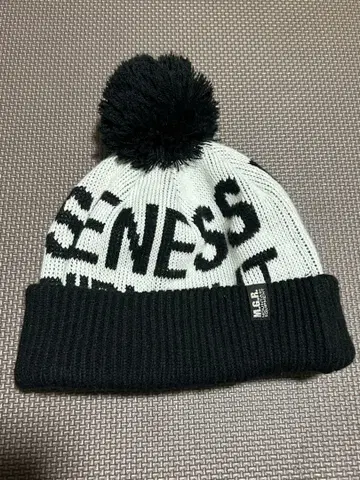 MOUNTAIN EQUIPMENT 니트