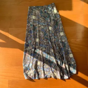 꽃무늬 플레어 롱 스커트