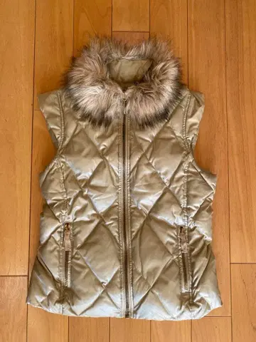 Juicy Couture 퀼팅 다운 베스트 퍼 포함