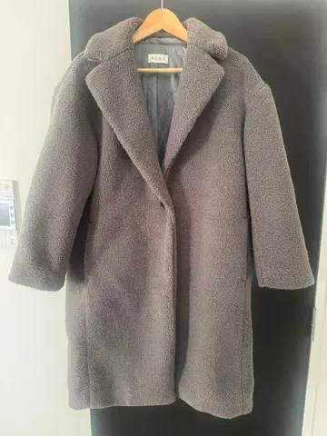 새상품급 PLST 플라스테 보아 코트 M 그레이 테디베어 코트