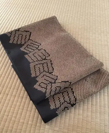 블랙 베이스 골드 컬러 기하학 패턴 후쿠로 오비