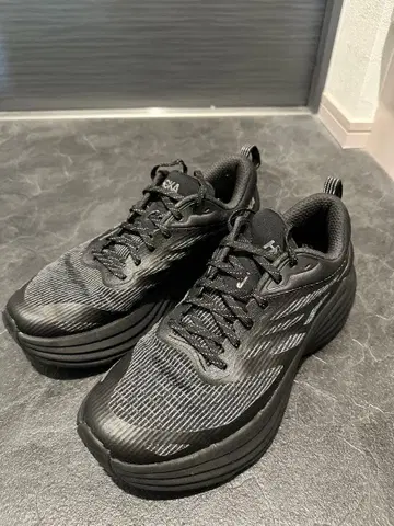 호카 본디 8 TS 케이지드 블랙