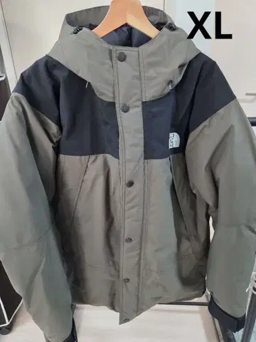 THE NORTH FACE 마운틴 다운 자켓 후드 부착