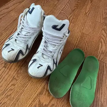 J 스파이크 화이트/네이비 번호 7